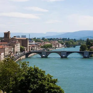 D'hotes Les Muriers Bed & Breakfast Romans-sur-Isère